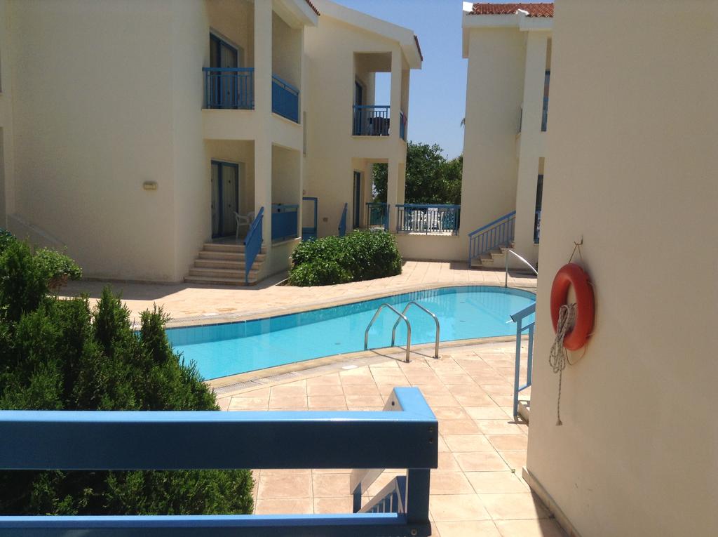 Отдых в отеле Kissos Hotel Пафос Кипр