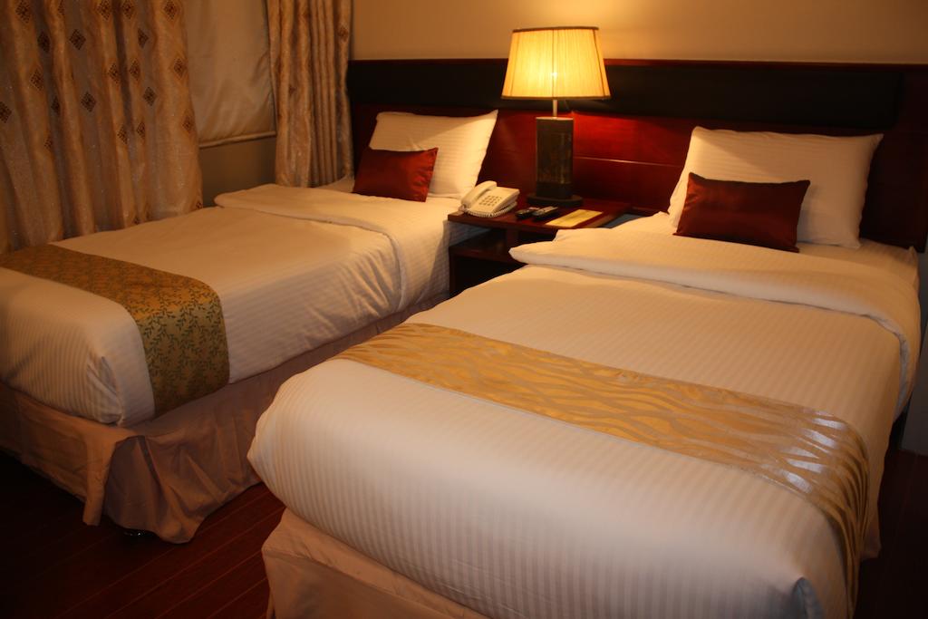 Allure Hotel & Suites цена
