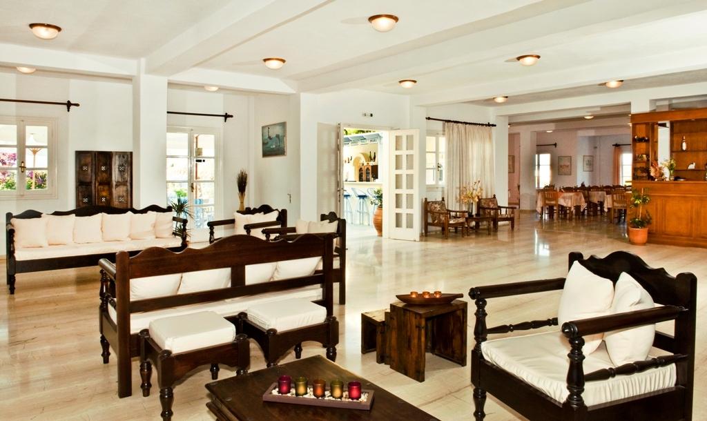 Reviews of tourists Alexandra Hotel Santorini