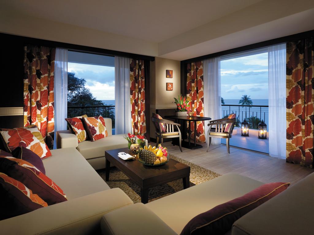 Ціни в готелі Shangri Las Golden Sands Resort