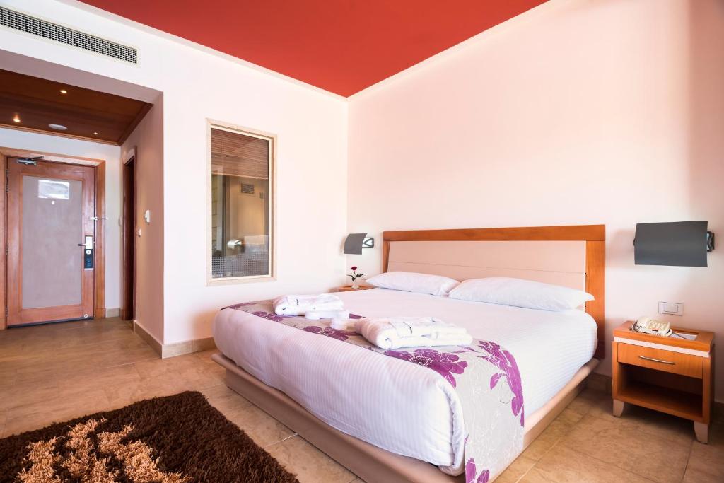 Ceny hoteli Barcelo Tiran Sharm