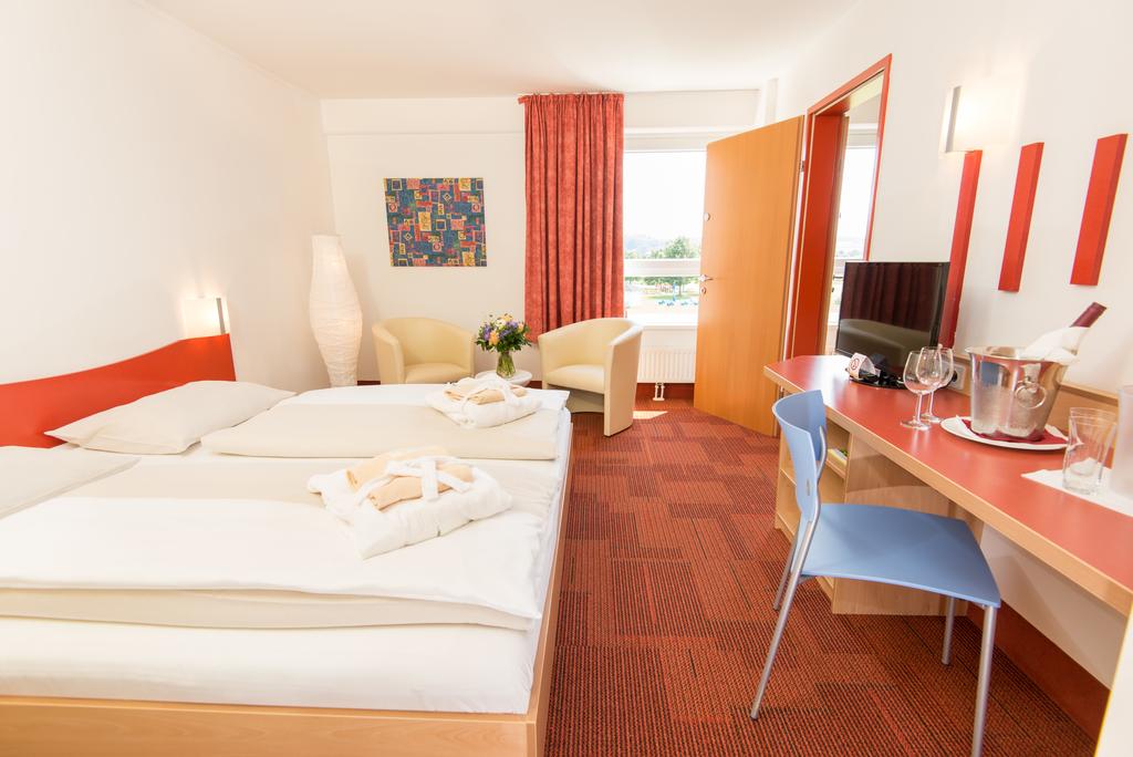 Австрия H2o Hotel Therme Resort 1st part