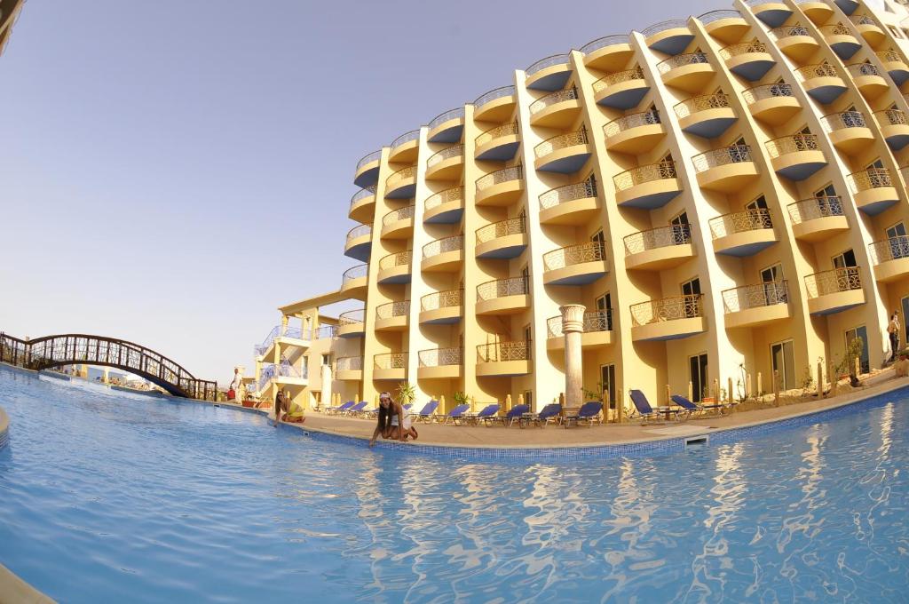 Recenzje hoteli Sphinx Aqua Park Beach Resort