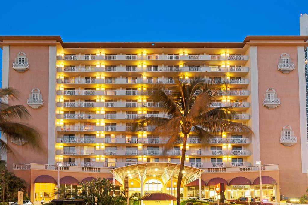 Отзывы гостей отеля Marco Polo Beach Resort a Ramada Plaza