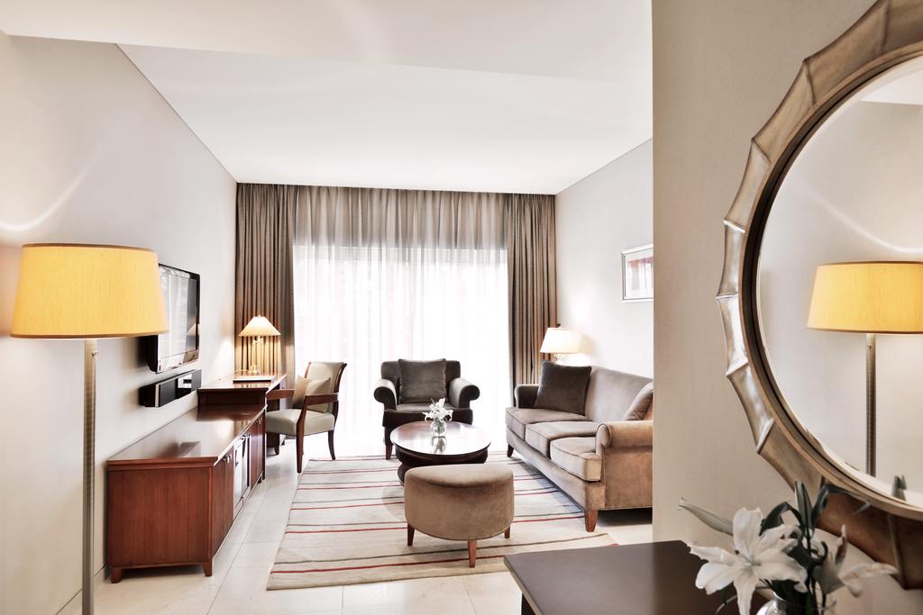 Відпочинок в готелі Marriott Suites Pune (ex. Oakwood Premier Pune) Пуна Індія