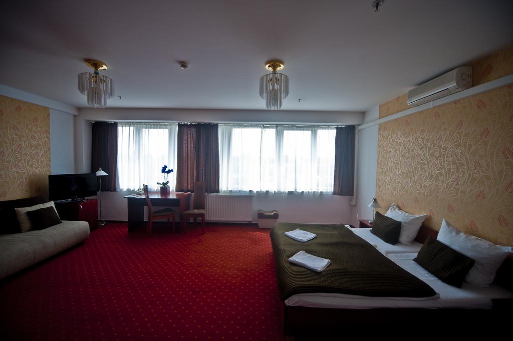 Горящие туры в отель Canada Hotel Будапешт Венгрия