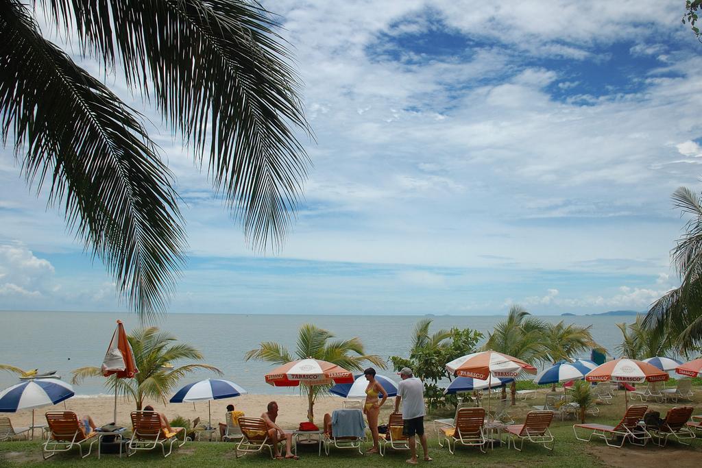 Отдых в отеле Rainbow Paradise Beach Resort Пинанг Малайзия