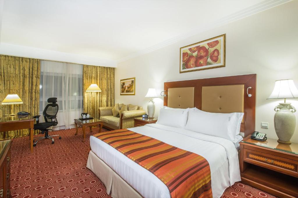 Hotel, Holiday Inn Bur Dubai - Embassy District