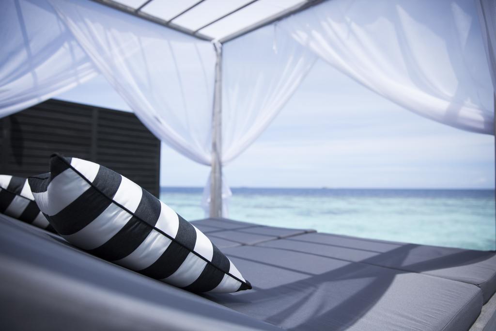Outrigger Konotta Maldives Resort Мальдіви ціни