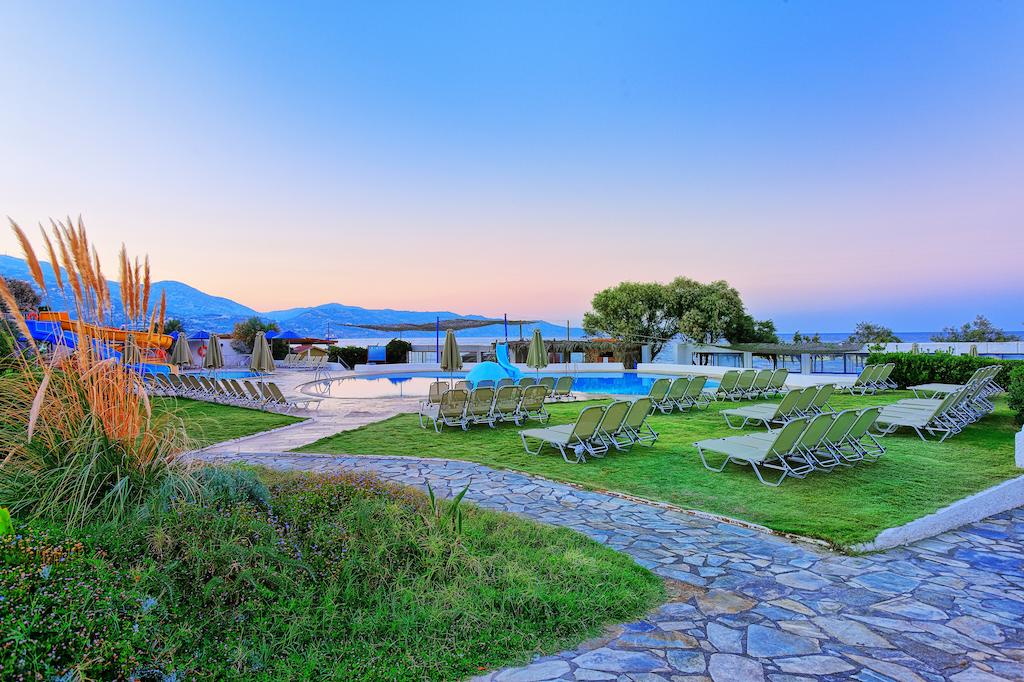 Apollonia Beach Resort and Spa ціна