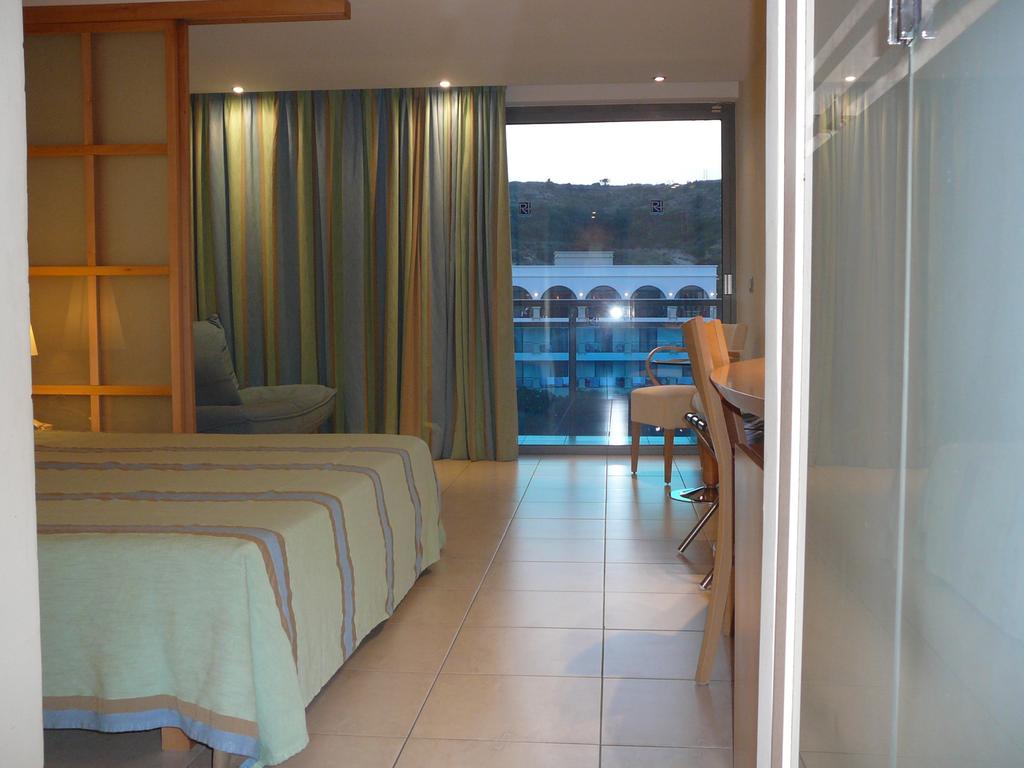 Hotel rest Calypso Beach Rhodes (Mediterranean coast) Greece