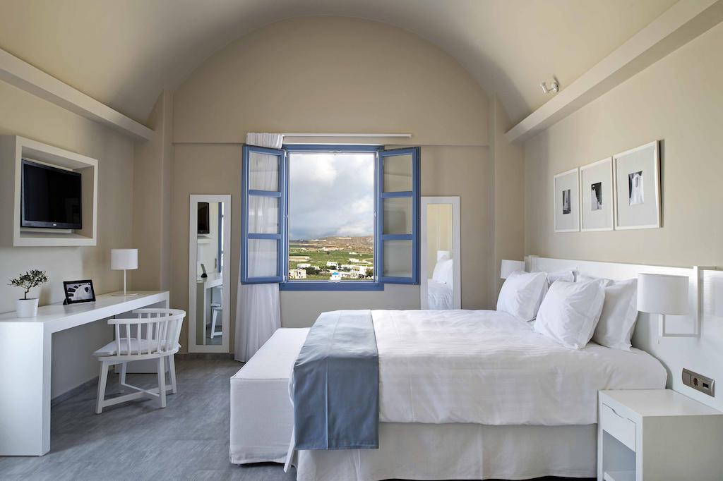 Hotel rest Acroterra Rosa Luxury Suite Santorini Island Greece