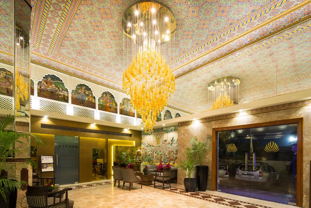 Туры в отель Vesta Maurya Palace