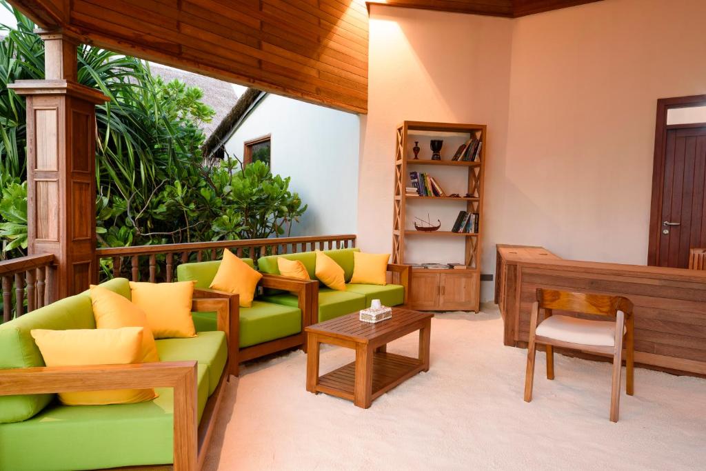 Відпочинок в готелі Dhigufaru Island Resort Баа Атол Мальдіви