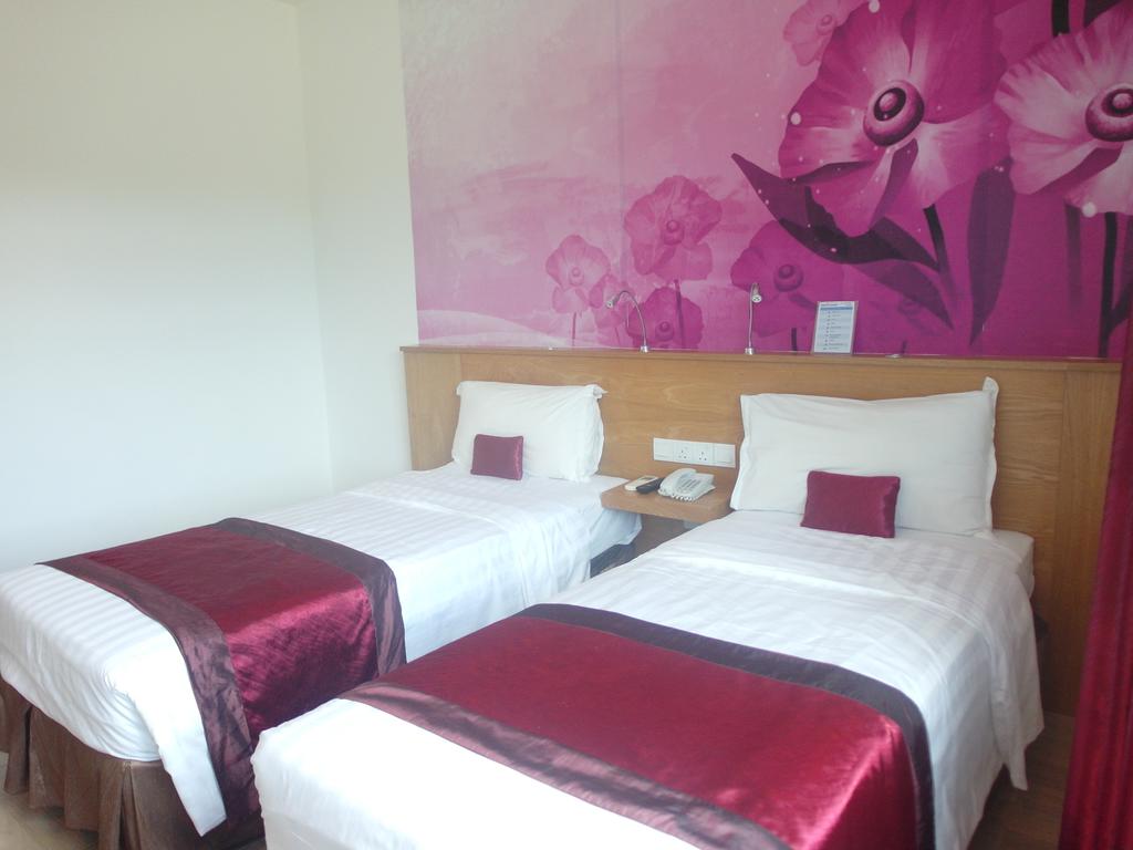 Відпочинок в готелі Fave Hotel Cenang Beach Langkawi