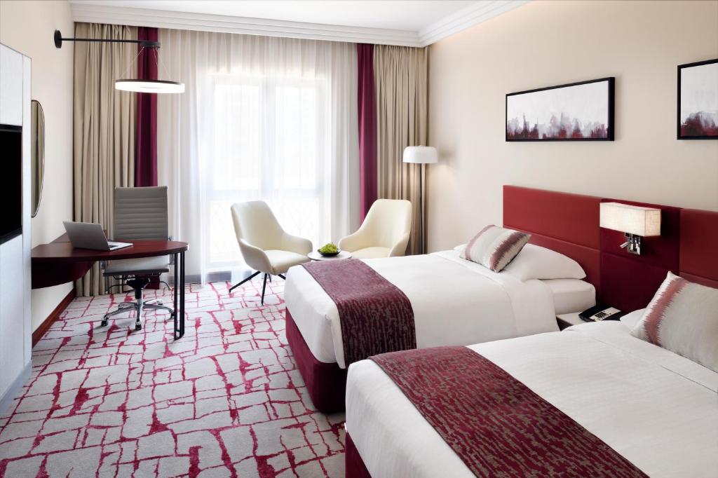 Отель, ОАЭ, Дубай (город), Movenpick Hotel and Apartments Bur Dubai