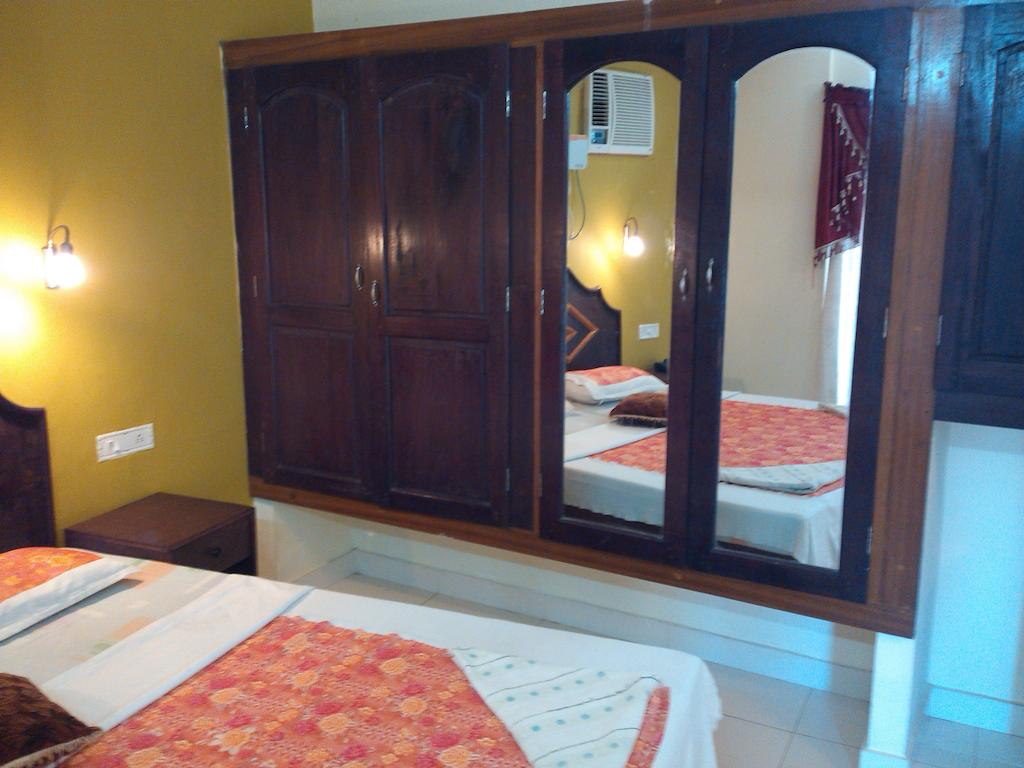 Tours to the hotel Goldensands Beach Resort Kovalam India