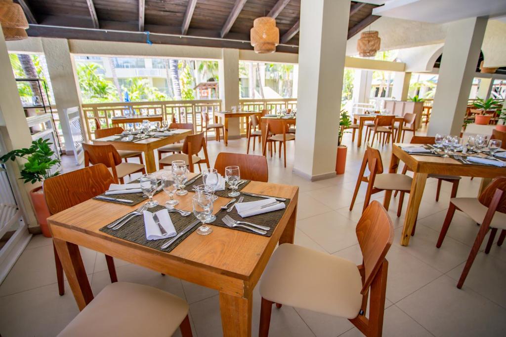 Готель, Хуан Доліо, Домініканська республіка, Coral Costa Caribe Resort