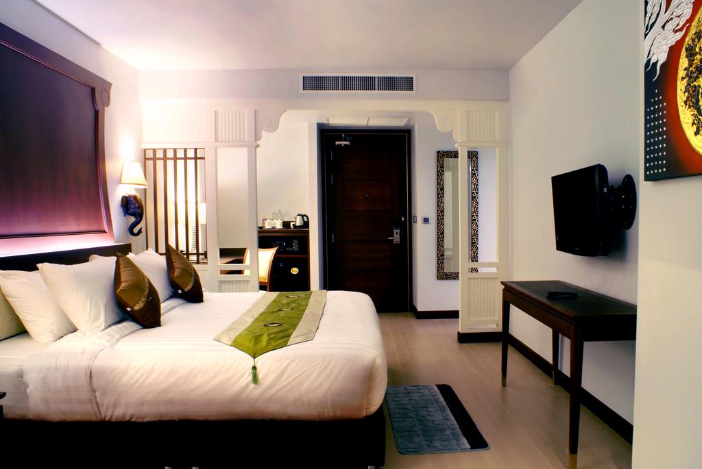 Відпочинок в готелі Aiyara Grand Hotel