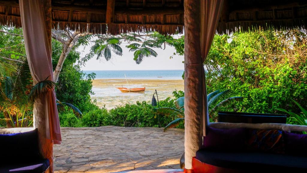 Tours to the hotel Fumba Beach Lodge Fumba Tanzania