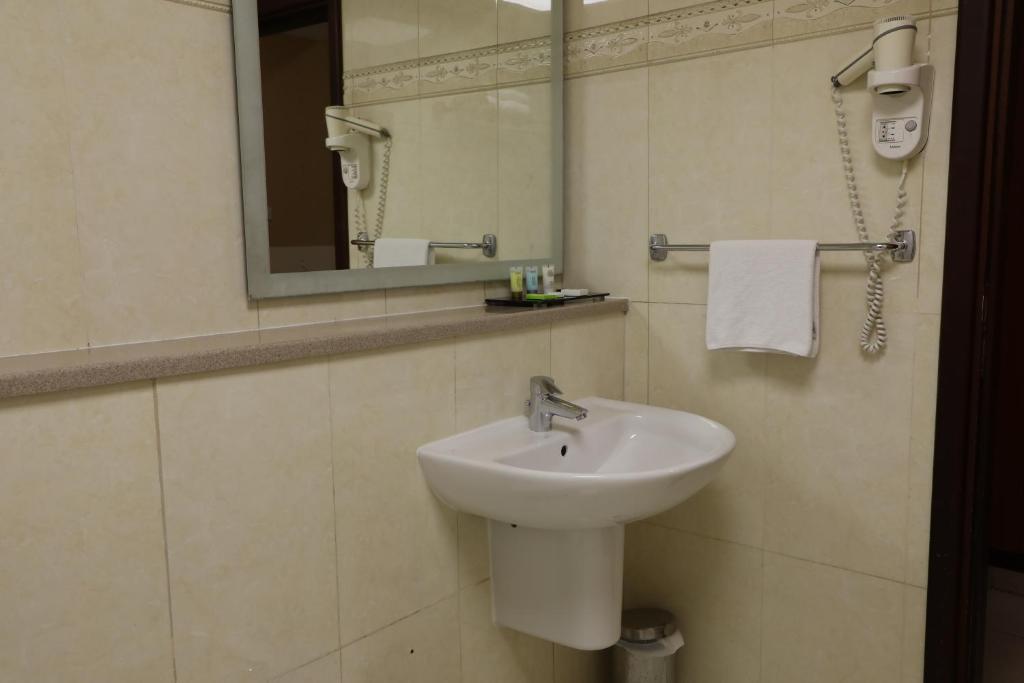 West Zone Pearl Hotel Apartments (ex. Pearl Residence) photos and reviews