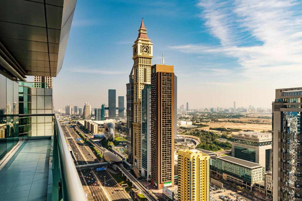 Фото готелю Four Points By Sheraton Sheikh Zayed Road