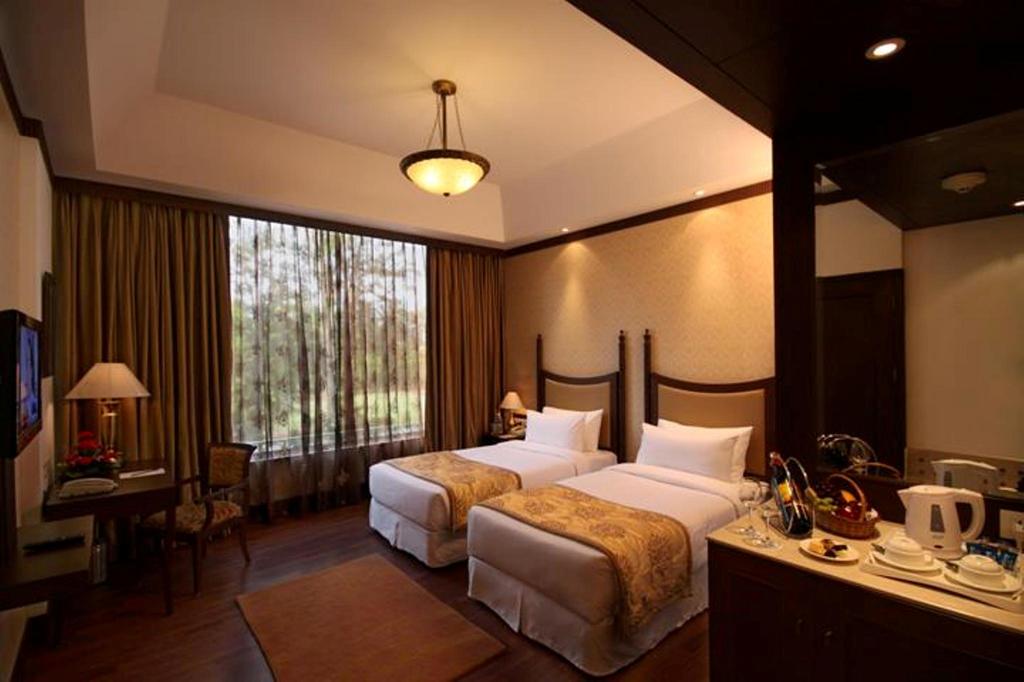 Туры в отель Country Inn & Suites by Carlson Delhi Satbari Дели Индия