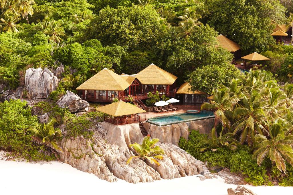 Hotel prices Fregate Private Island