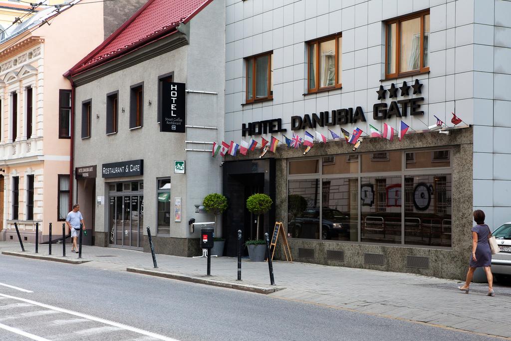 Danubia Gate Hotel, 4, фотографии