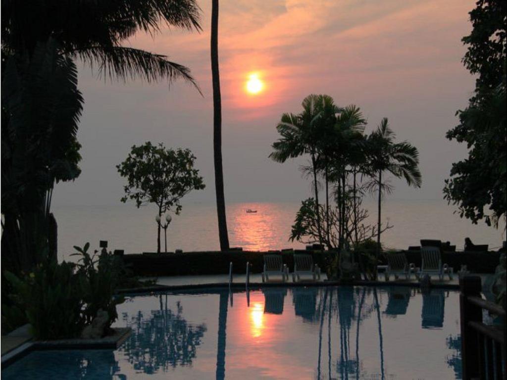 Отзывы об отеле Bhumiyama Beach Resort