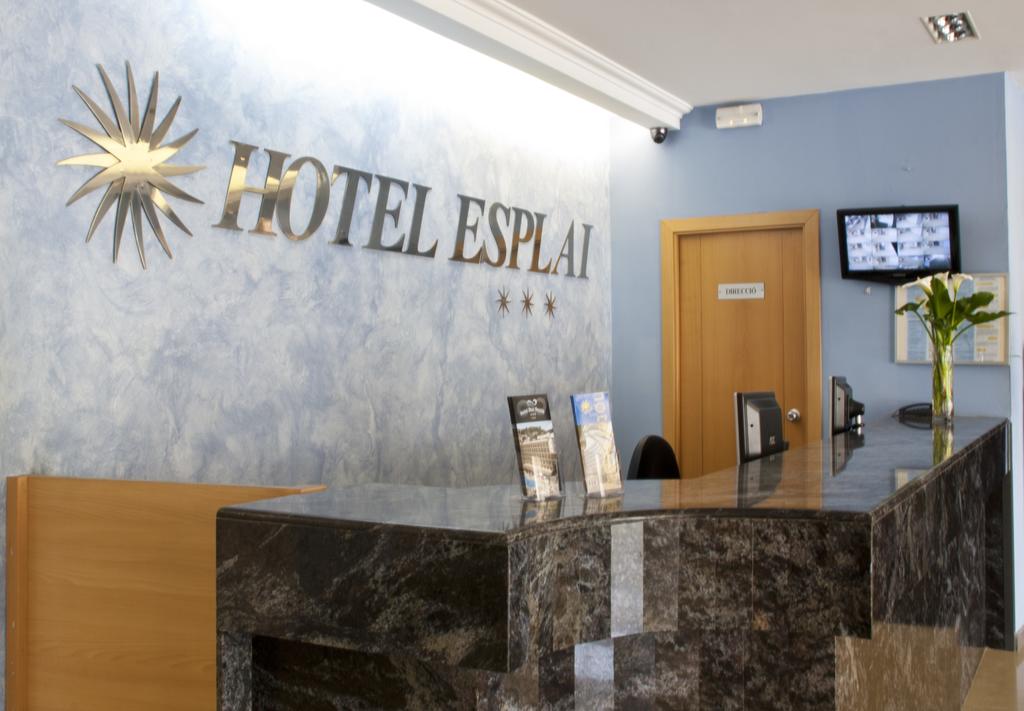 Wakacje hotelowe Esplai