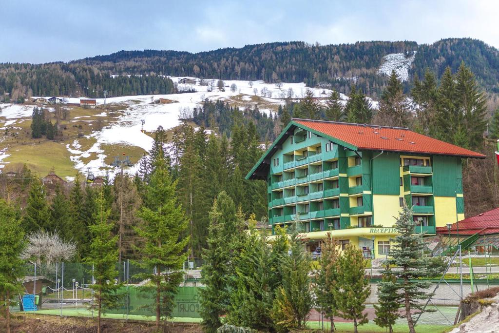 Туры в отель Alpine Club by Diamond Resorts