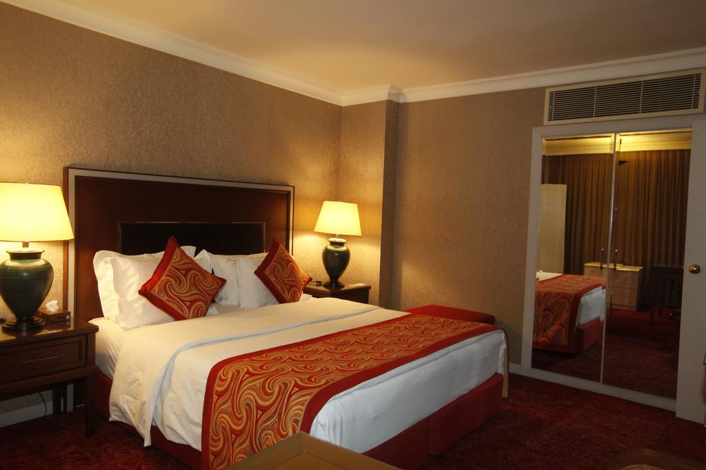 Відпочинок в готелі Buyukhanli Park Hotel Анкара