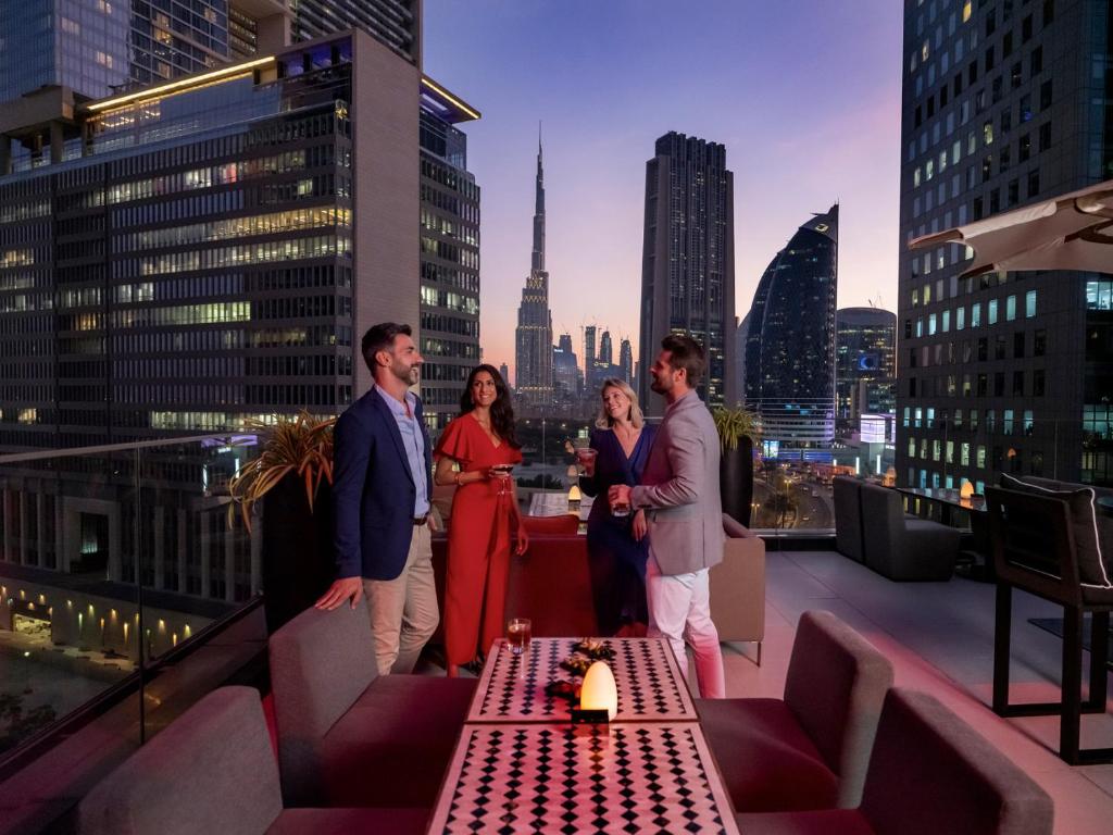 Four Seasons Hotel Dubai International Financial Centre, Дубай (город), ОАЭ, фотографии туров
