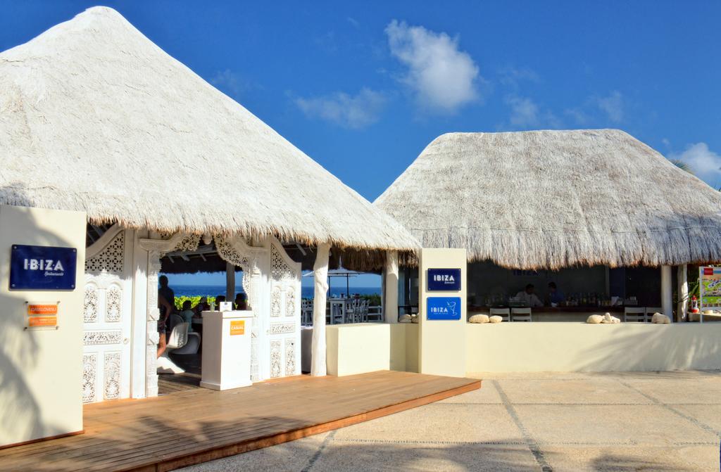 Фото отеля Oasis Cancun