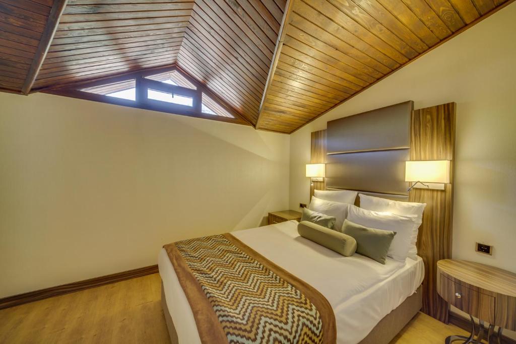 Hotel prices Ramada Resort Akbuk