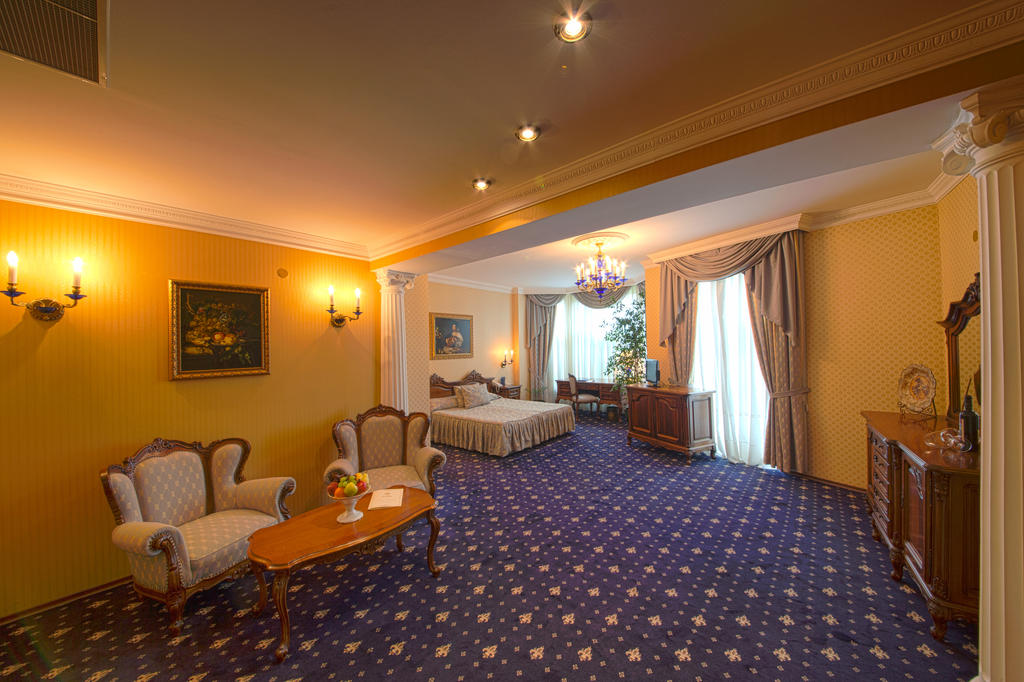 Отдых в отеле Grand Hotel London Варна