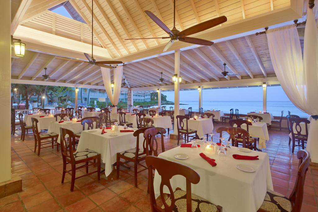 Recenzje hoteli, Grand Pineapple Beach Antigua