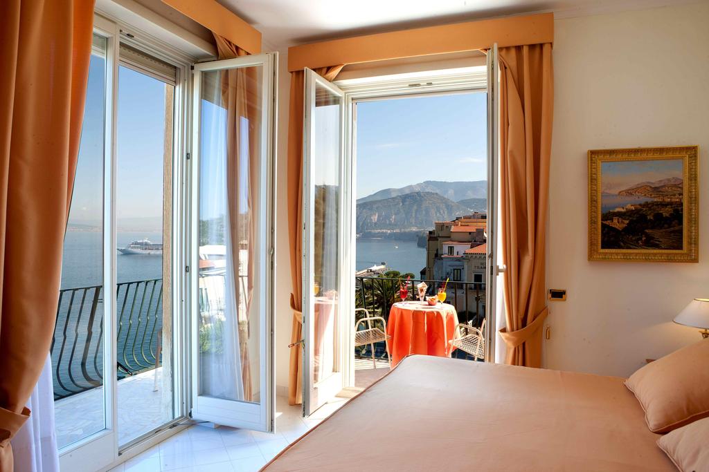 Отдых в отеле Grand Hotel Continental Неаполитанский залив Италия