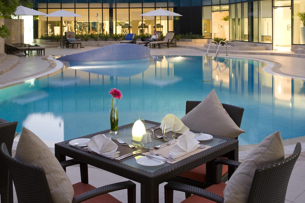 Туры в отель Holiday Inn Muscat Al Seeb Маскат