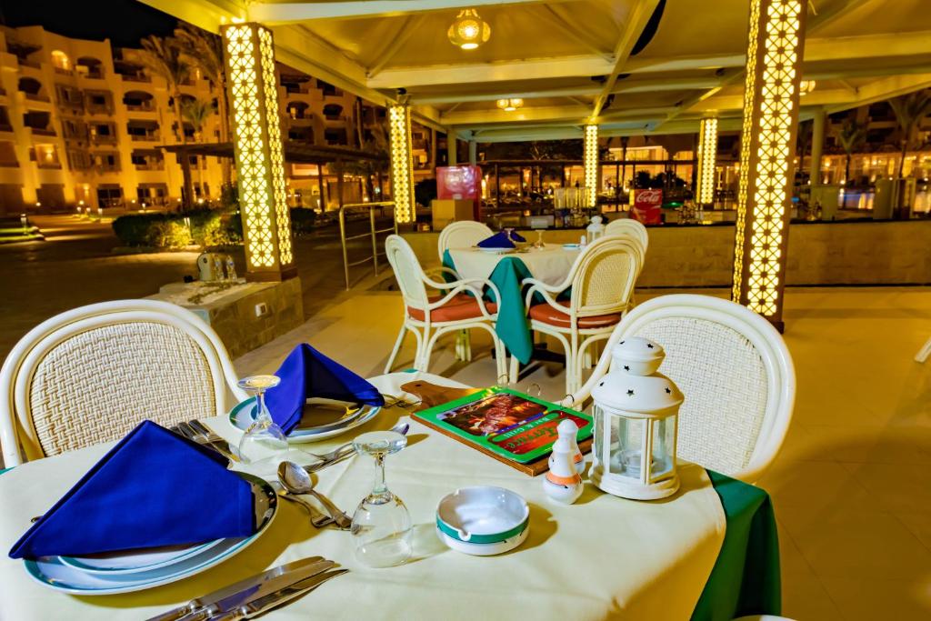 Отзывы об отеле Continental Hotel Hurghada (ex. Movenpick Resort Hurghada)