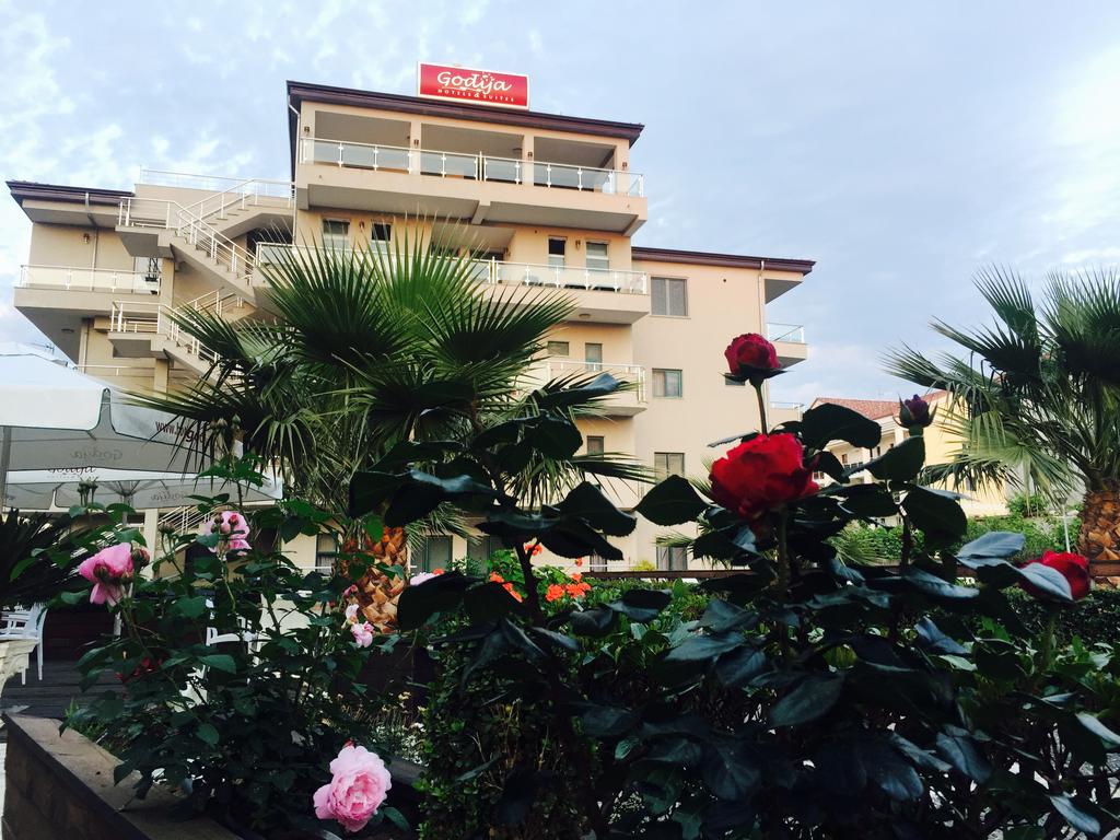 Отзывы об отеле Godija Hotel & Suites