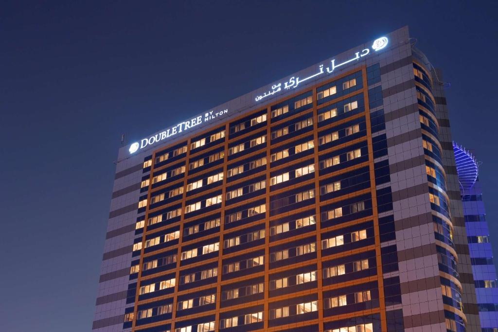 Тури в готель Doubletree by Hilton Hotel & Residences Dubai – Al Barsha Дубай (місто) ОАЕ