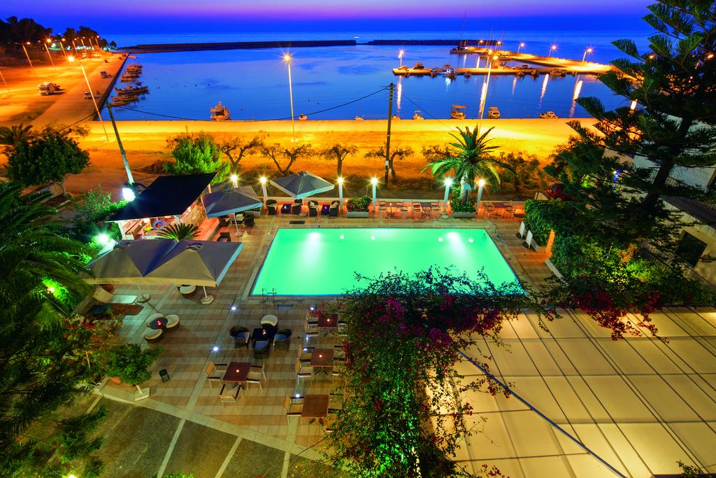 Горящие туры в отель Kyparissia Beach Hotel