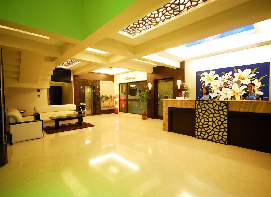 The Ren Hotels (ex. Lily Sarovar Portico) Индия цены