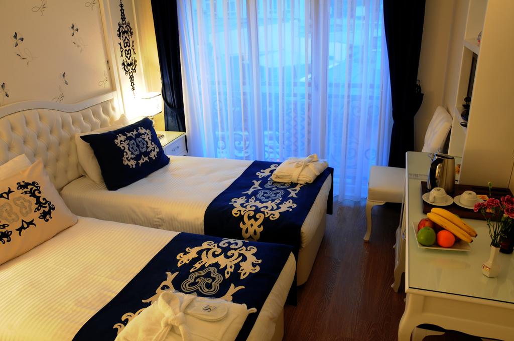 Відпочинок в готелі Sarnic Premier Hotel Стамбул