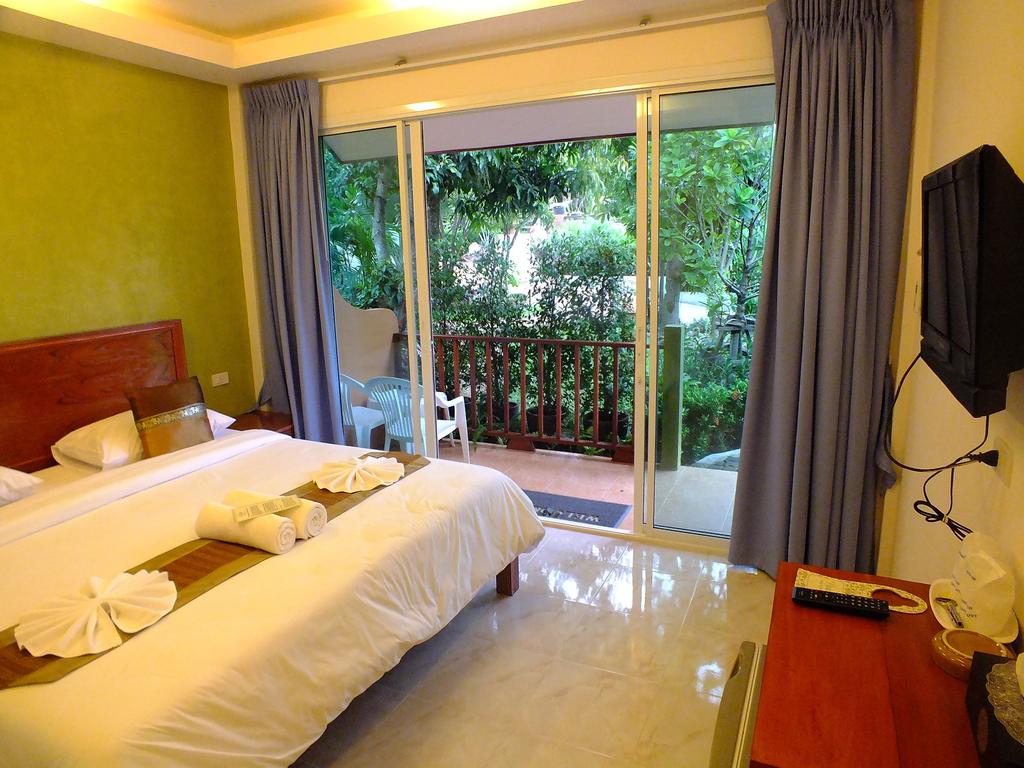 Отель, Пхукет, Таиланд, Baan Vanida Garden Resort Karon