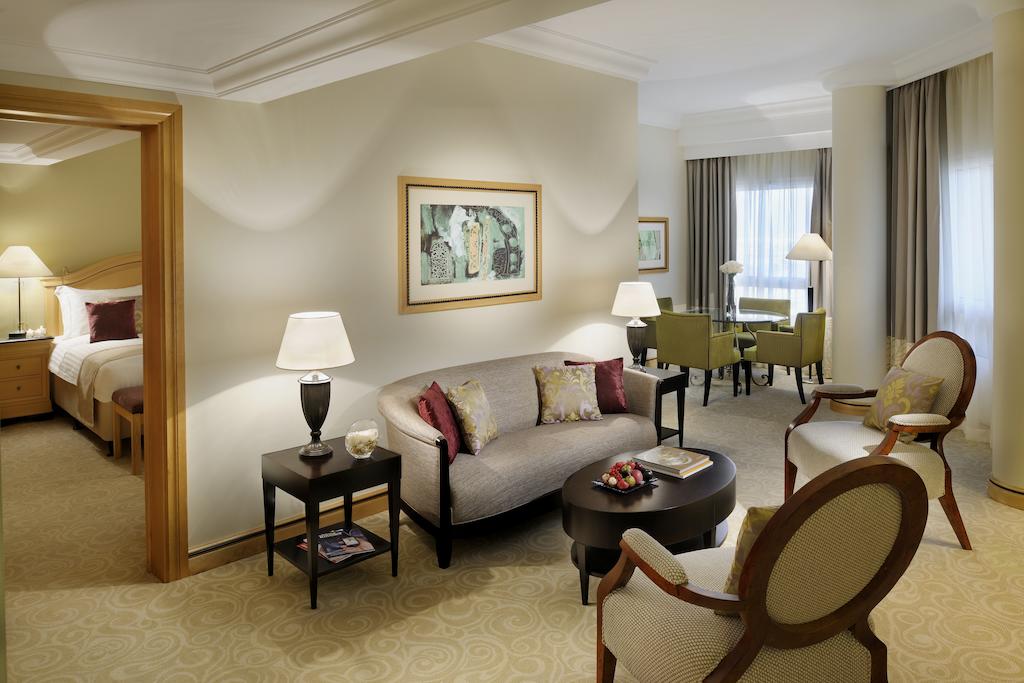 Movenpick Hotel Doha цена