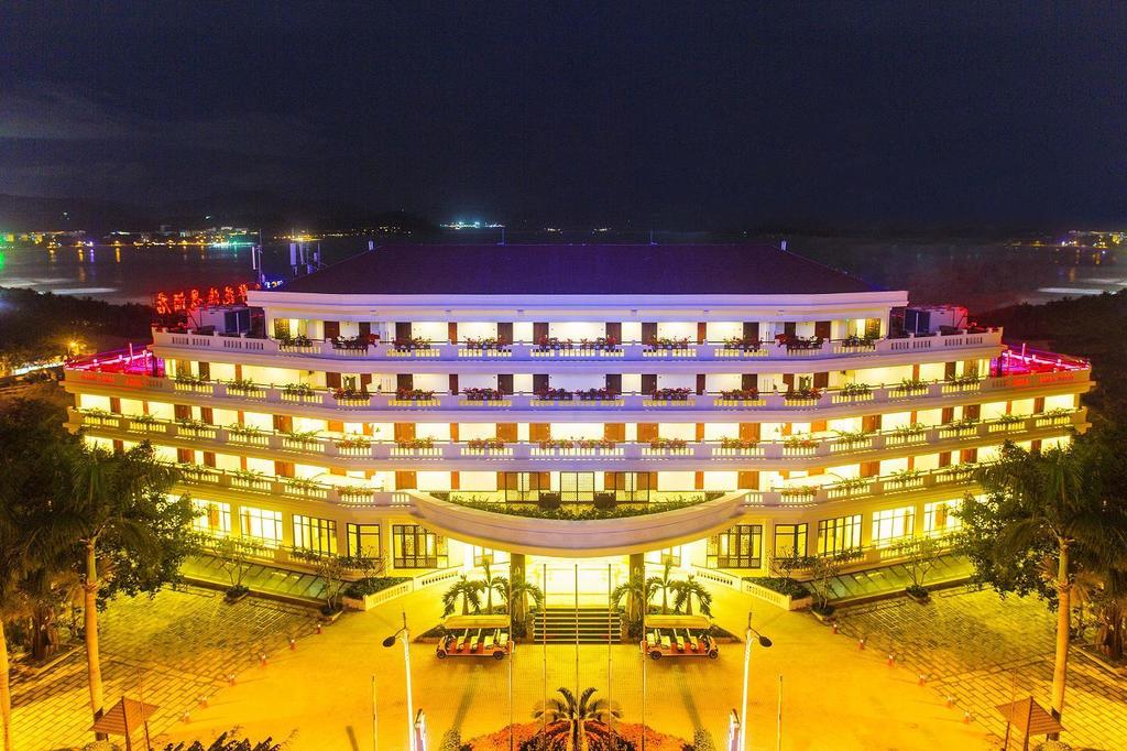 Отзывы об отеле Sanya Yuhuayuan Seaview Hotel