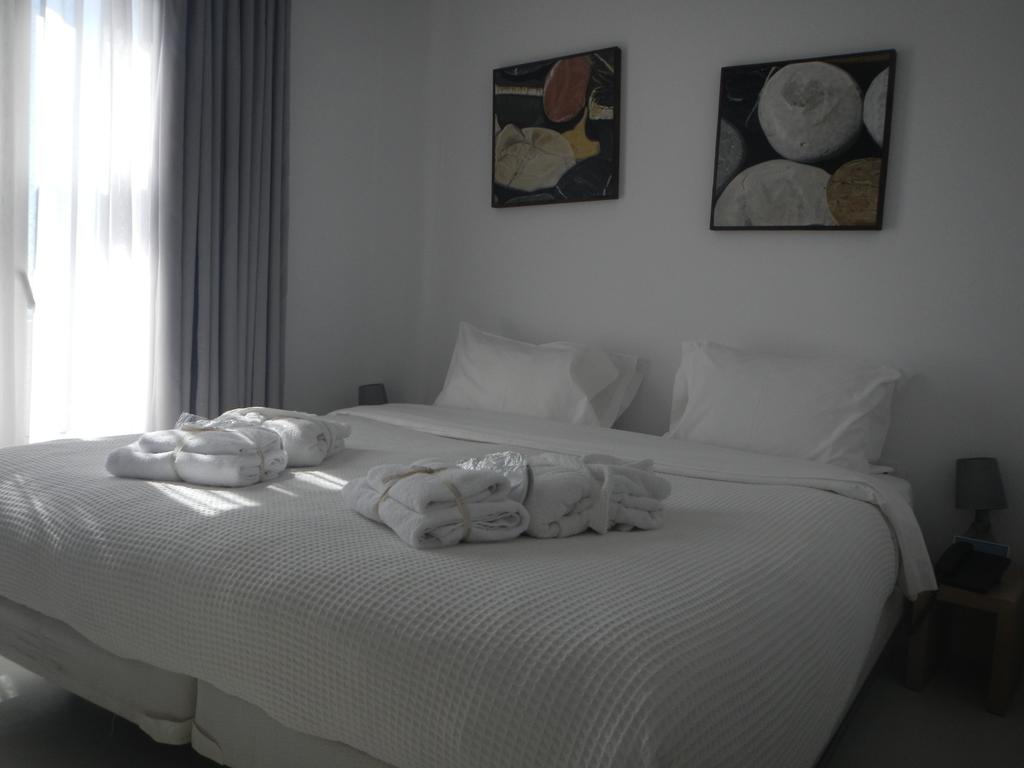 Відгуки гостей готелю Rocabella Santorini Resort & Spa